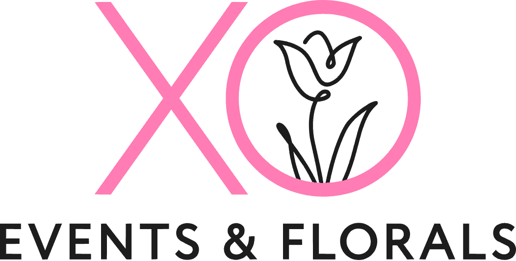 Elegant floral arrangements for events by XO Flowers in Florida.